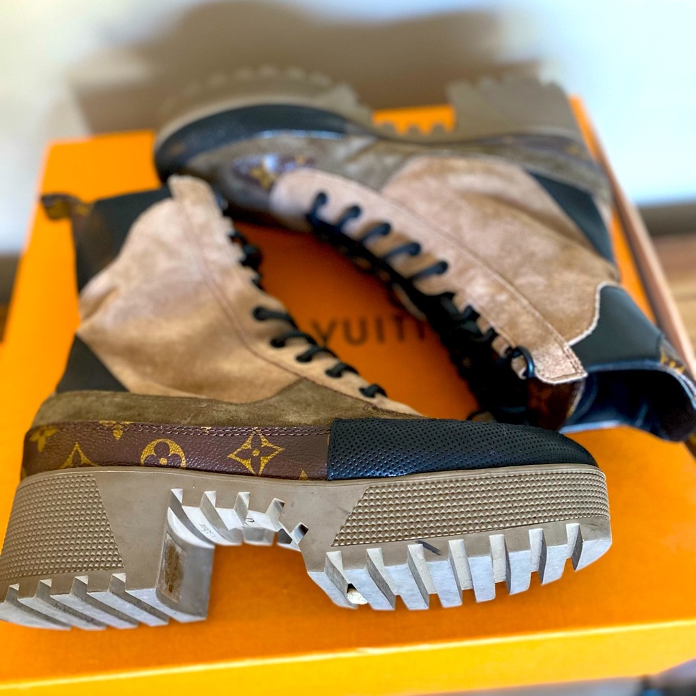 Louis Vuitton Laureate Platform Desert Boot